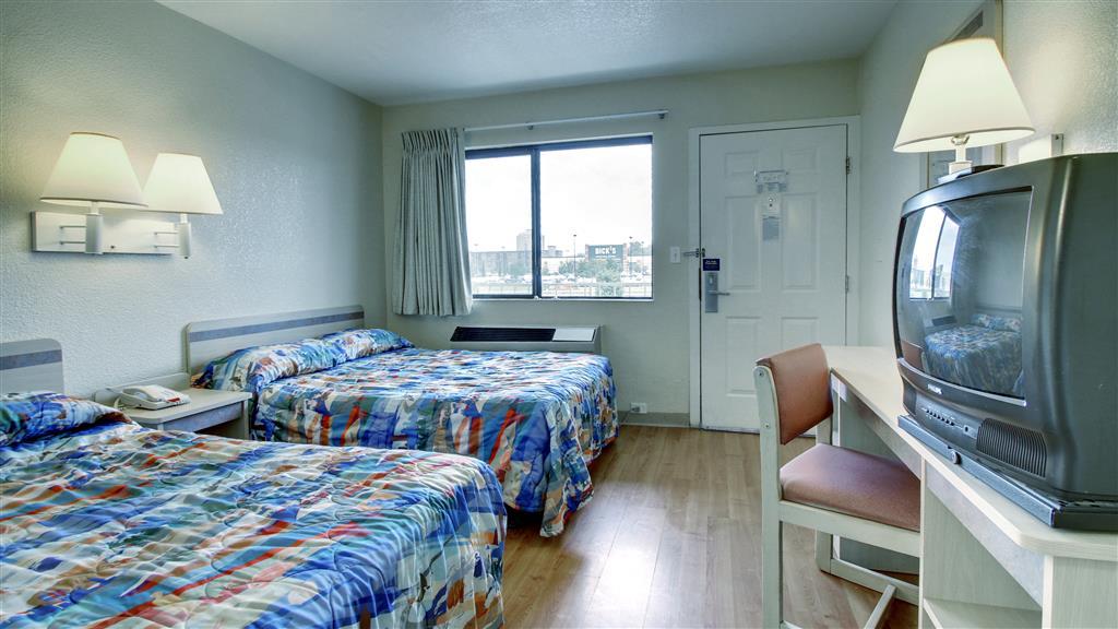 Motel 6 Manhattan Kansas Стая снимка